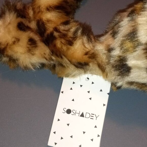 SoShadey Ear Muffs RileyRose, LLC Product - Picture 2 of 5